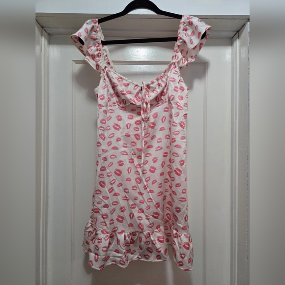 Forever 21 Sweetheart Spring Mini Dress - Picture 2 of 9